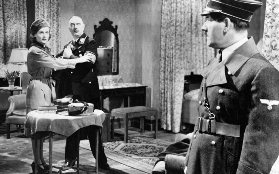 Imagen de Ser o no ser © 1942 An Ernst Lubitsch Production (Romaine Film Corporation). Distribuida en España por United Artists. Todos los derechos reservados.